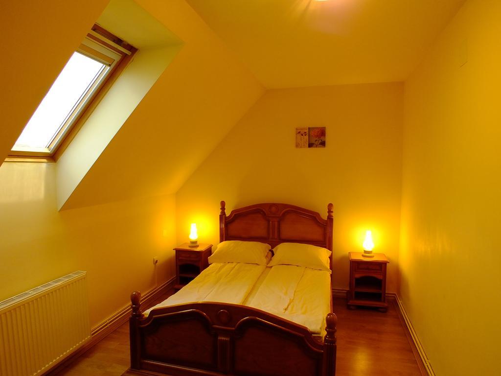 Motel Vector Acăţari Стая снимка