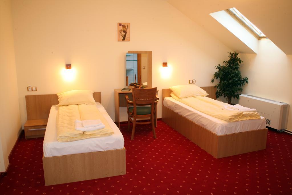 Motel Vector Acăţari Стая снимка