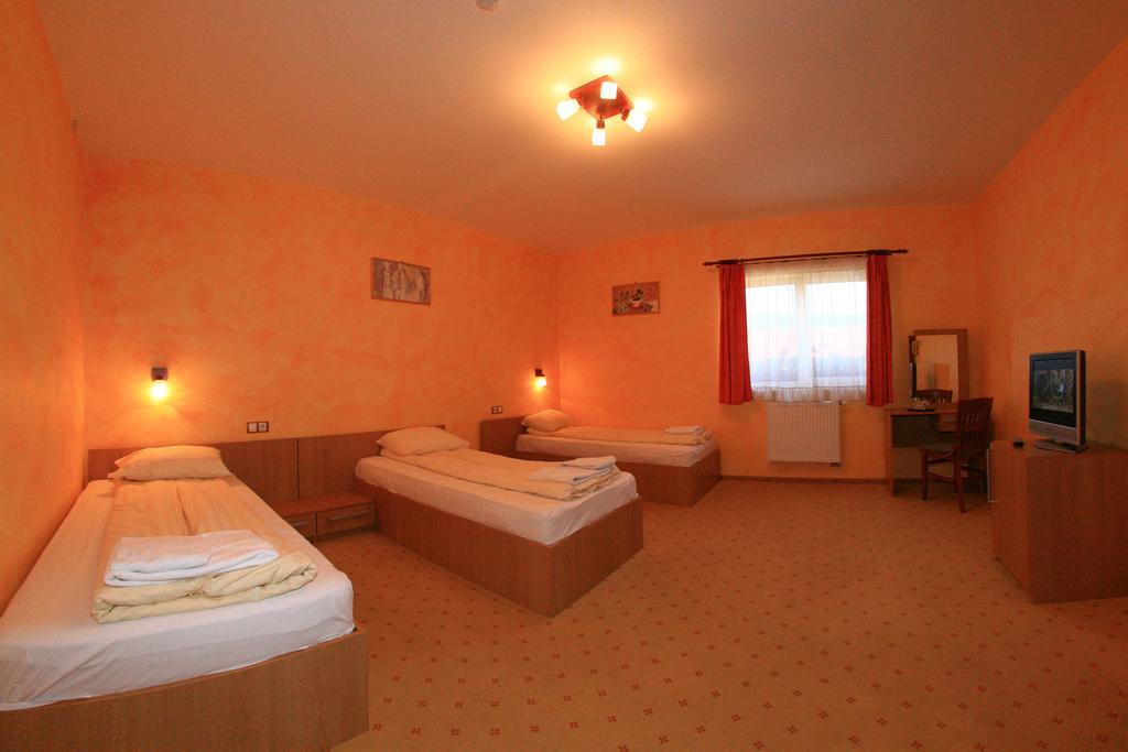 Motel Vector Acăţari Стая снимка